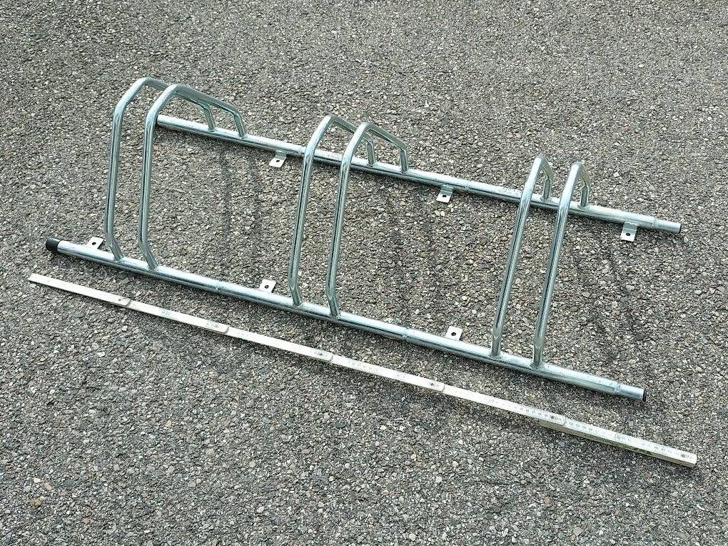 Cavalletti per biciclette: Support de parcage pour vélos – Usato da Froideville venduto da Sergio80