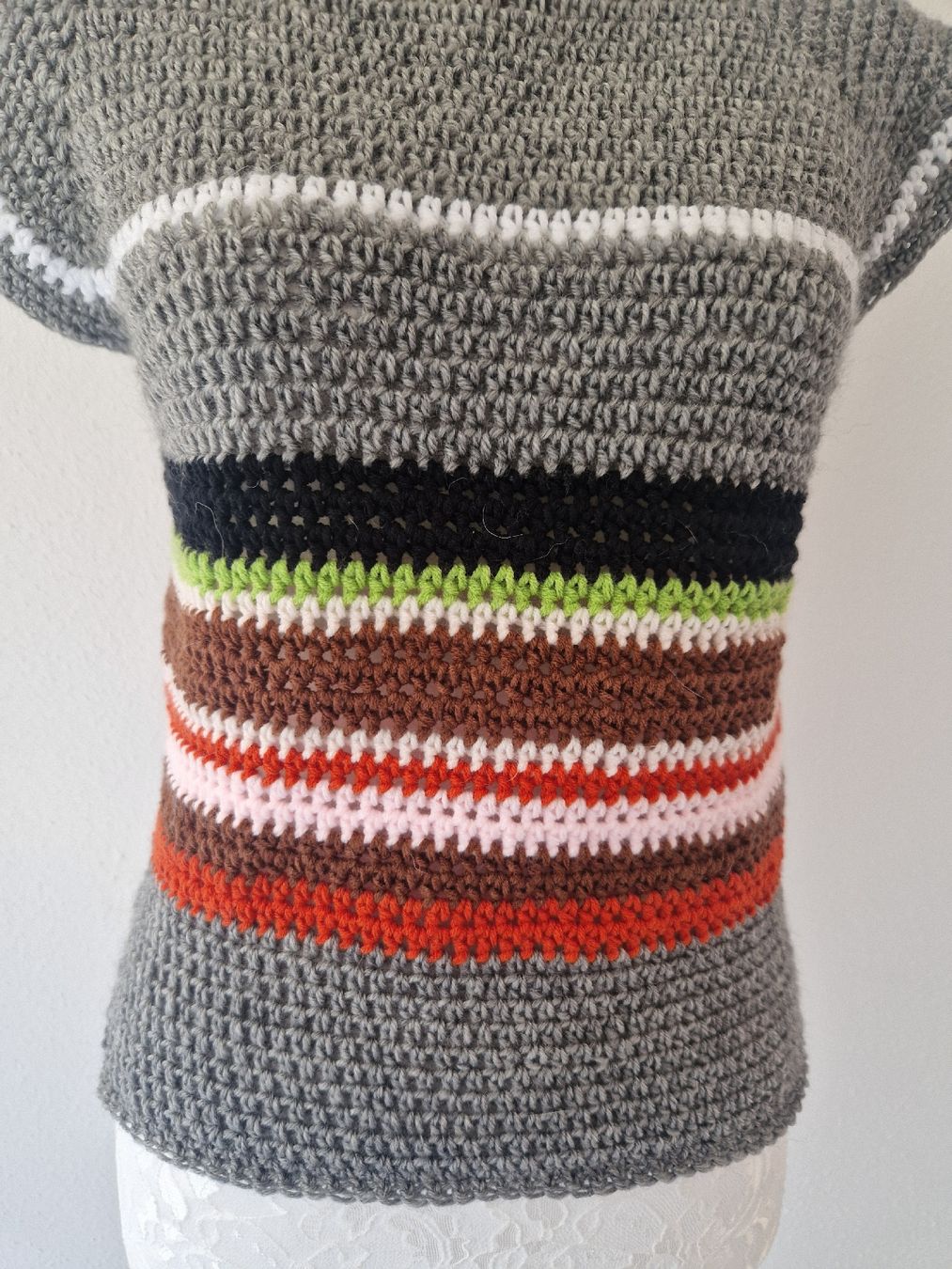 Top: DÉBARDEUR HANDMADE  – Nuovo e nell'imballaggio originale da Camorino venduto da JPHANDMADE1 2