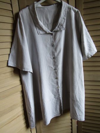 Gr. 46/50, Leinentunika/Bluse silbergrau, A-Form