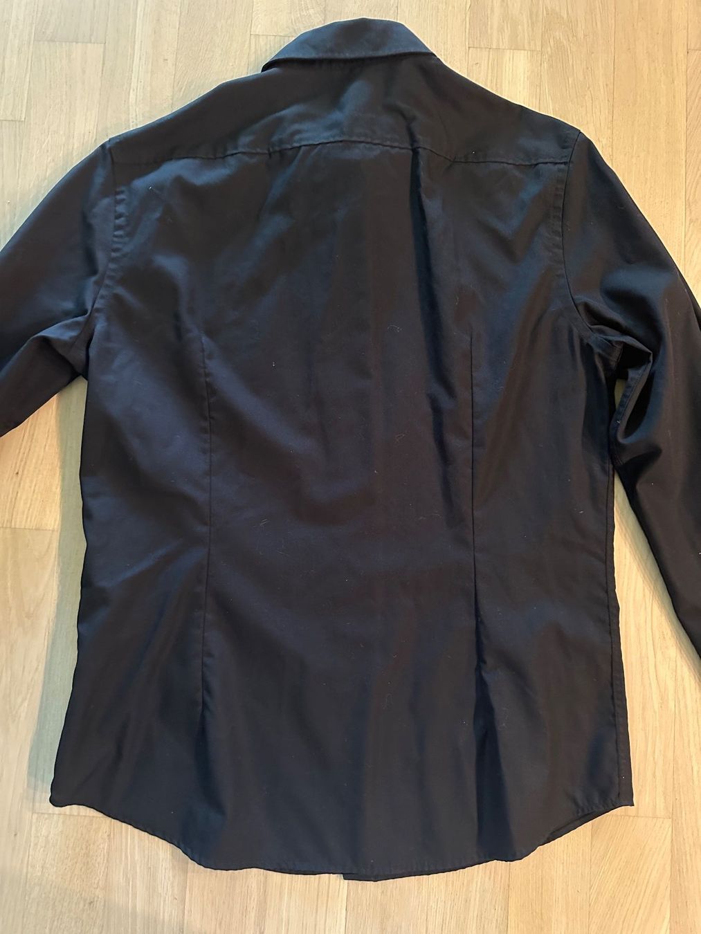 Camicie: Hemd - PIER ONE, M, blau, rote Knöpfe - TOP – Nuovo (secondo la descrizione) da Dübendorf venduto da san_tt6m 2