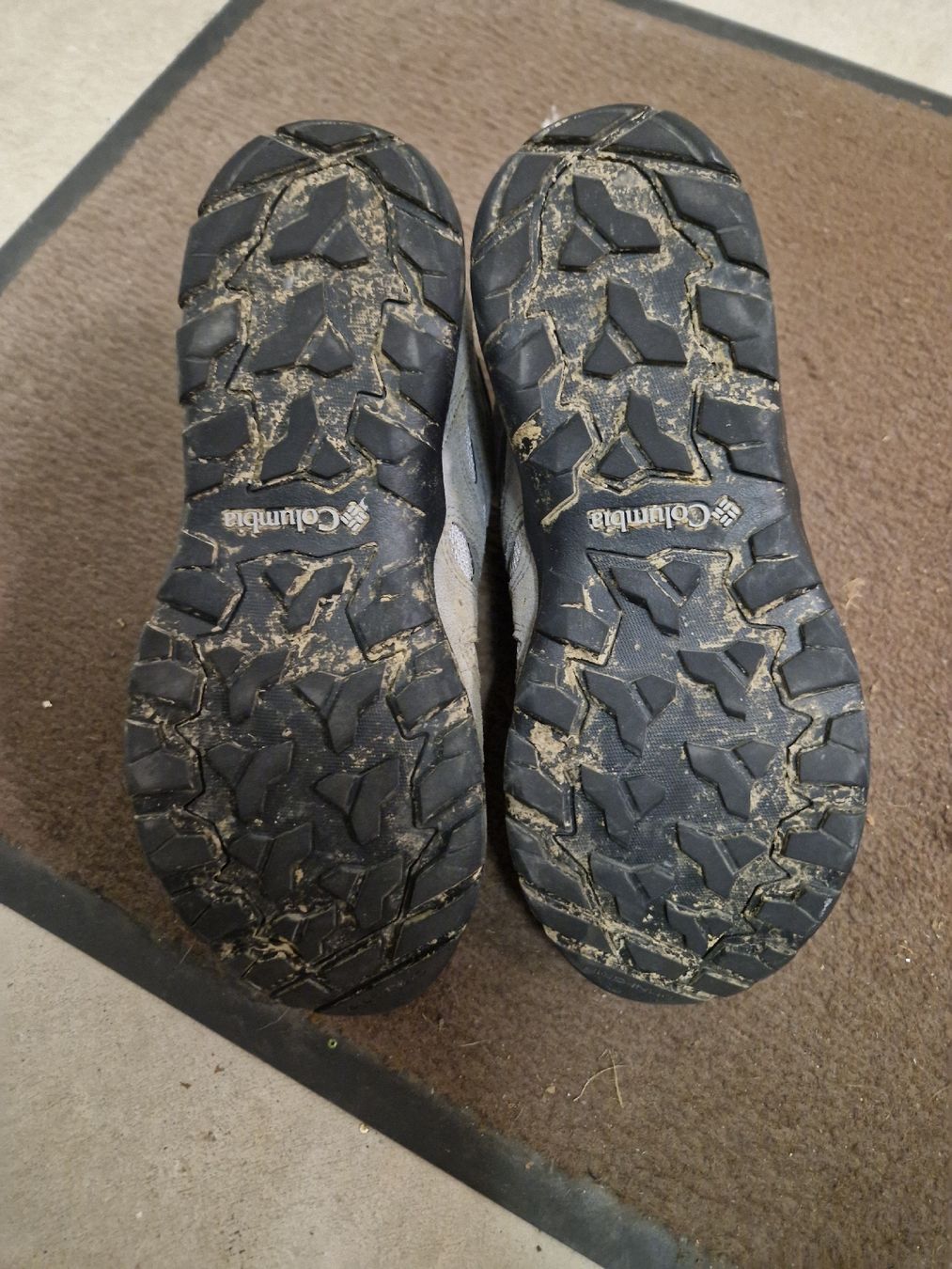 Columbia Scarpe da uomo: Columbia Hiking Shoes size.41 – Nuovo (secondo la descrizione) da Zürich venduto da pnp_5vbc 4
