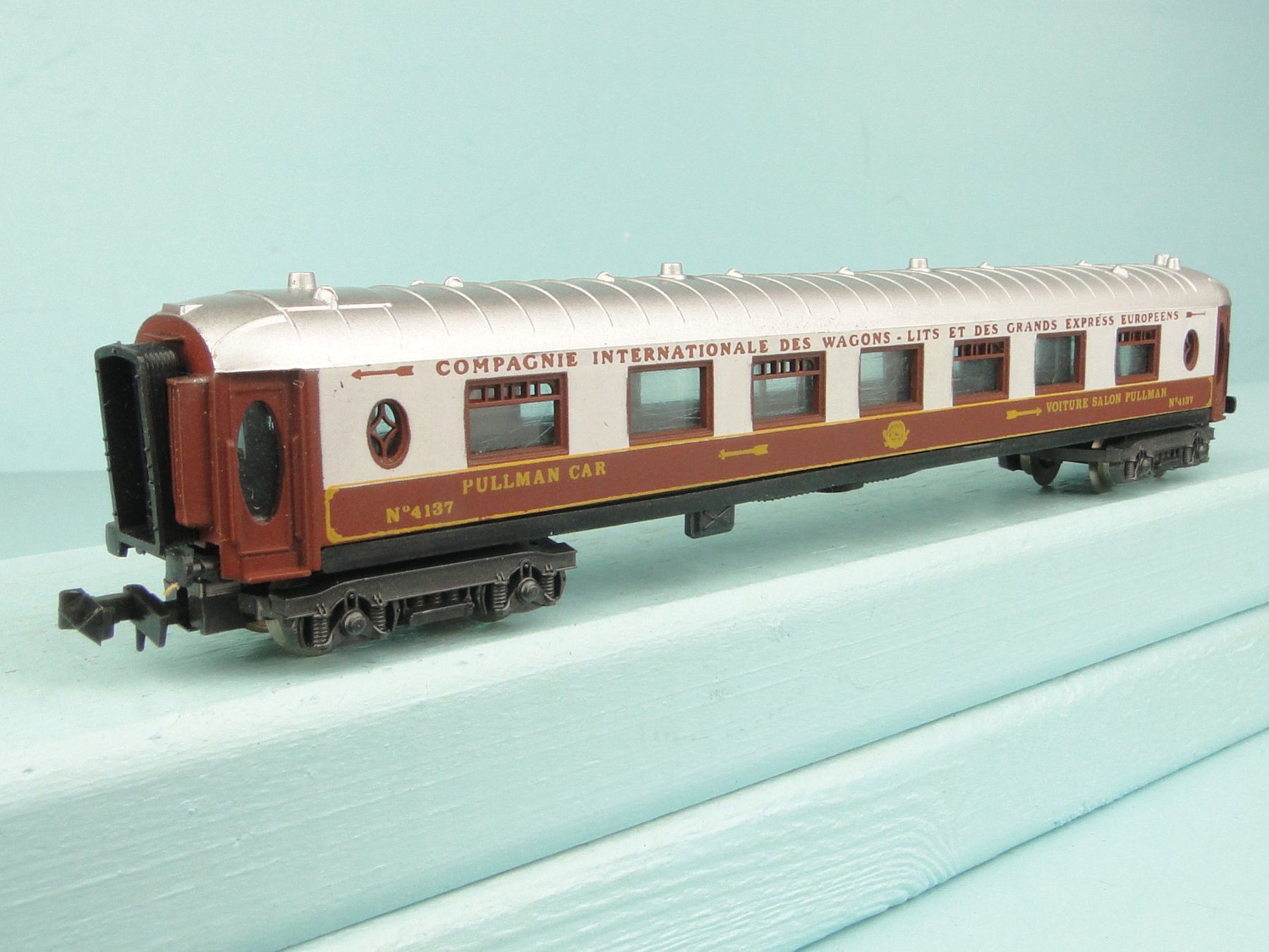 Lima Modellini di ferrovie: LIMA Spur N CIWL Pullman Car – Usato da Bülach venduto da Albitrain