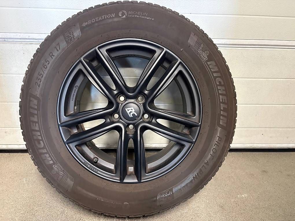 Pneumatici & Ruote complete: Winterräder komplett Volvo XC60 – Usato da Seengen venduto da Decking 1
