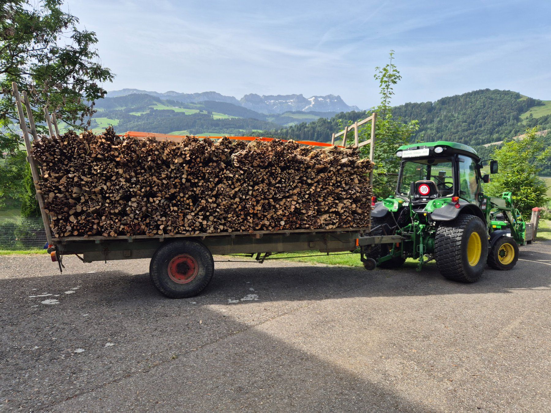 Articles en bois: Böscheli Brennholz – D'occasion à Stein AR par Bienli4