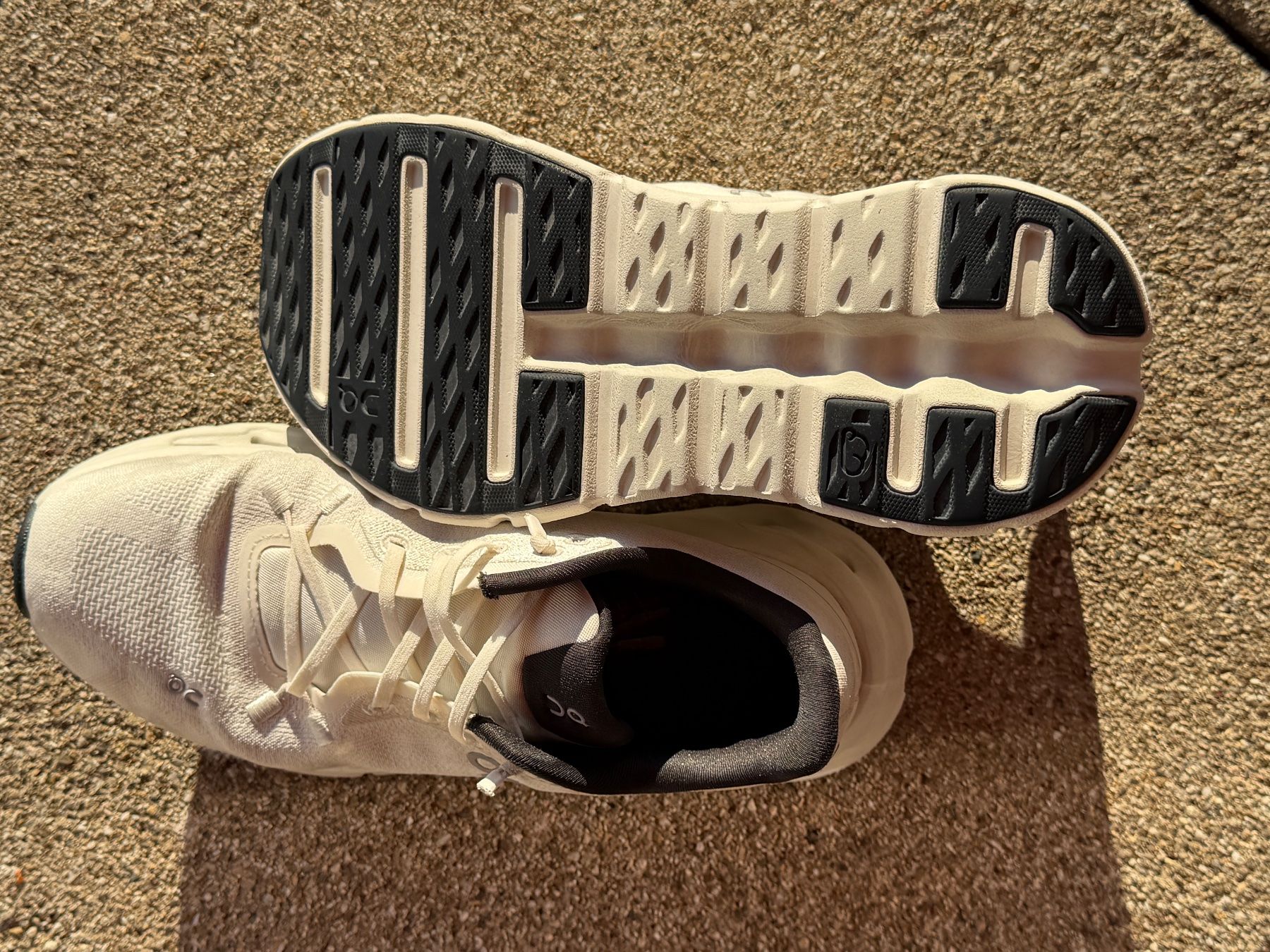 On Scarpe da donna: ON Schuhe Cloudtilt Grösse 37.5 weiss – Usato da Winterthur venduto da xywint 2