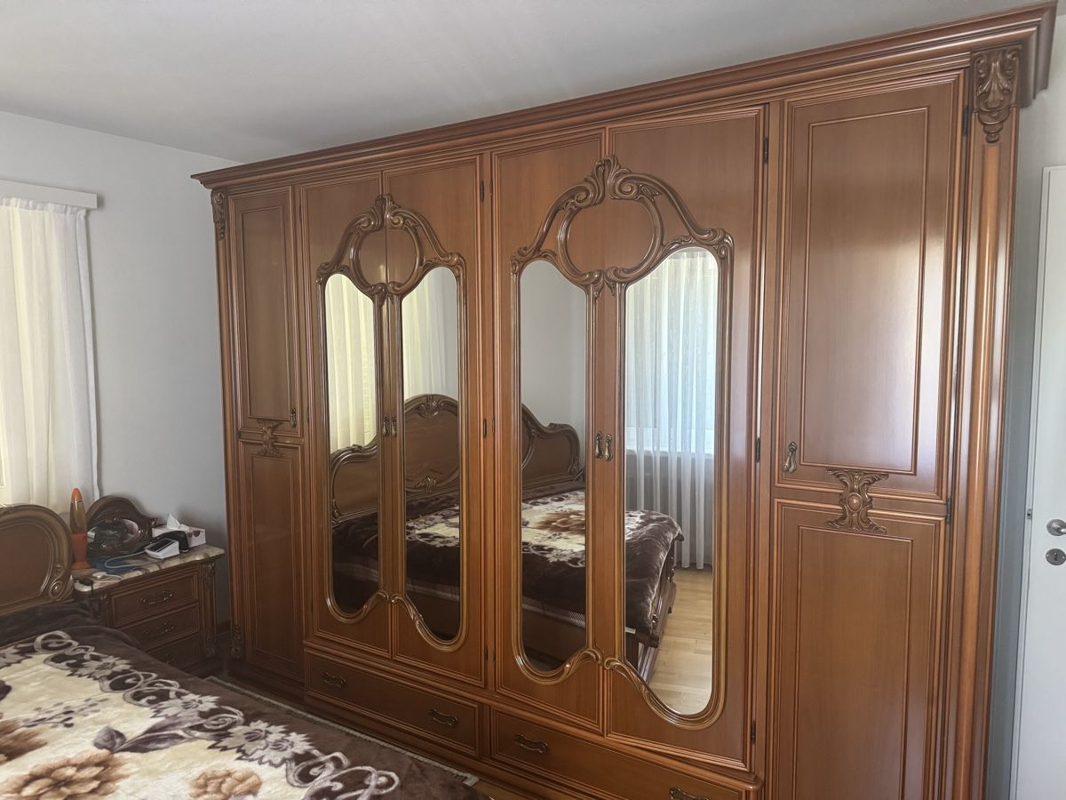 Letti: Schlafzimmer Echt Holz – Usato da Fehraltorf venduto da Rizu76 1