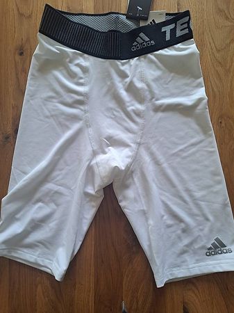 Sporttight Adidas Gr. S