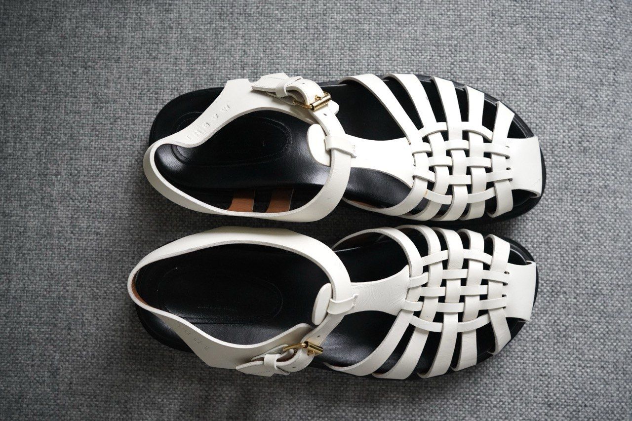 Damenschuhe: Marni Strappy Flat Sandals, 40, white. Great condition – Gebraucht aus Meilen von altt