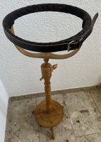 Vintage Holz Stickrahmen mit Ständer 