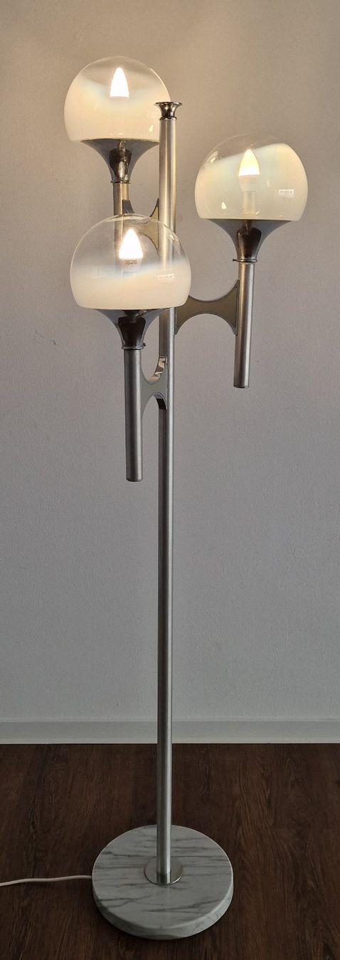 Lampen: Space Age Design, Gaetano Sciolari, Stehlampe, 1970er, Chrom – Gebraucht aus St. Gallen von chambredirecte 2