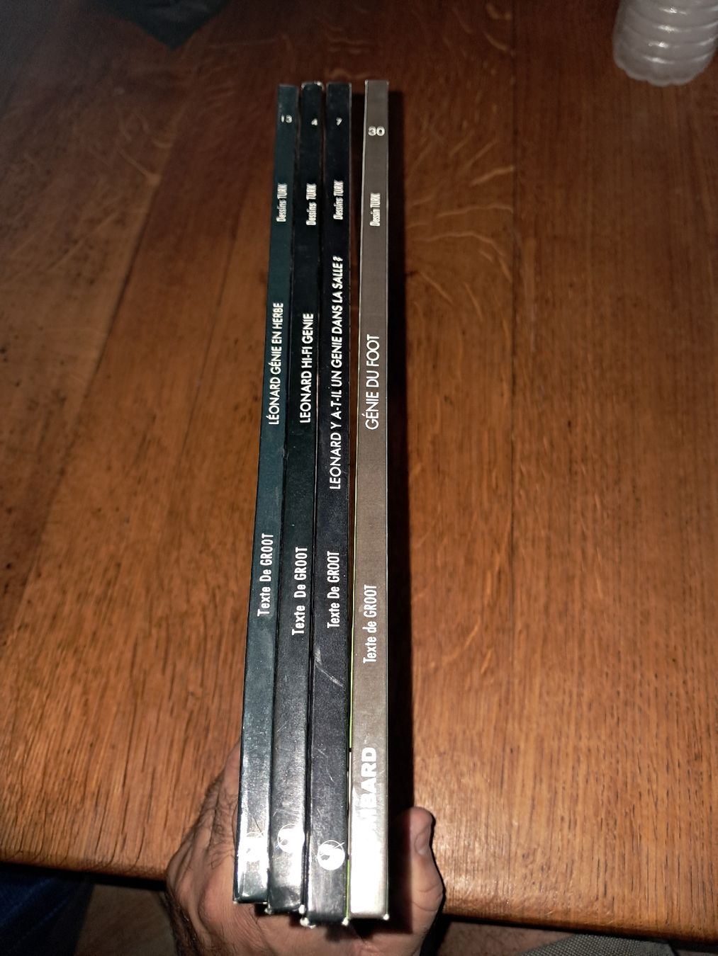 BD: Lot de 4 bd Leonard  – D'occasion à Le locle par juliensaran 2