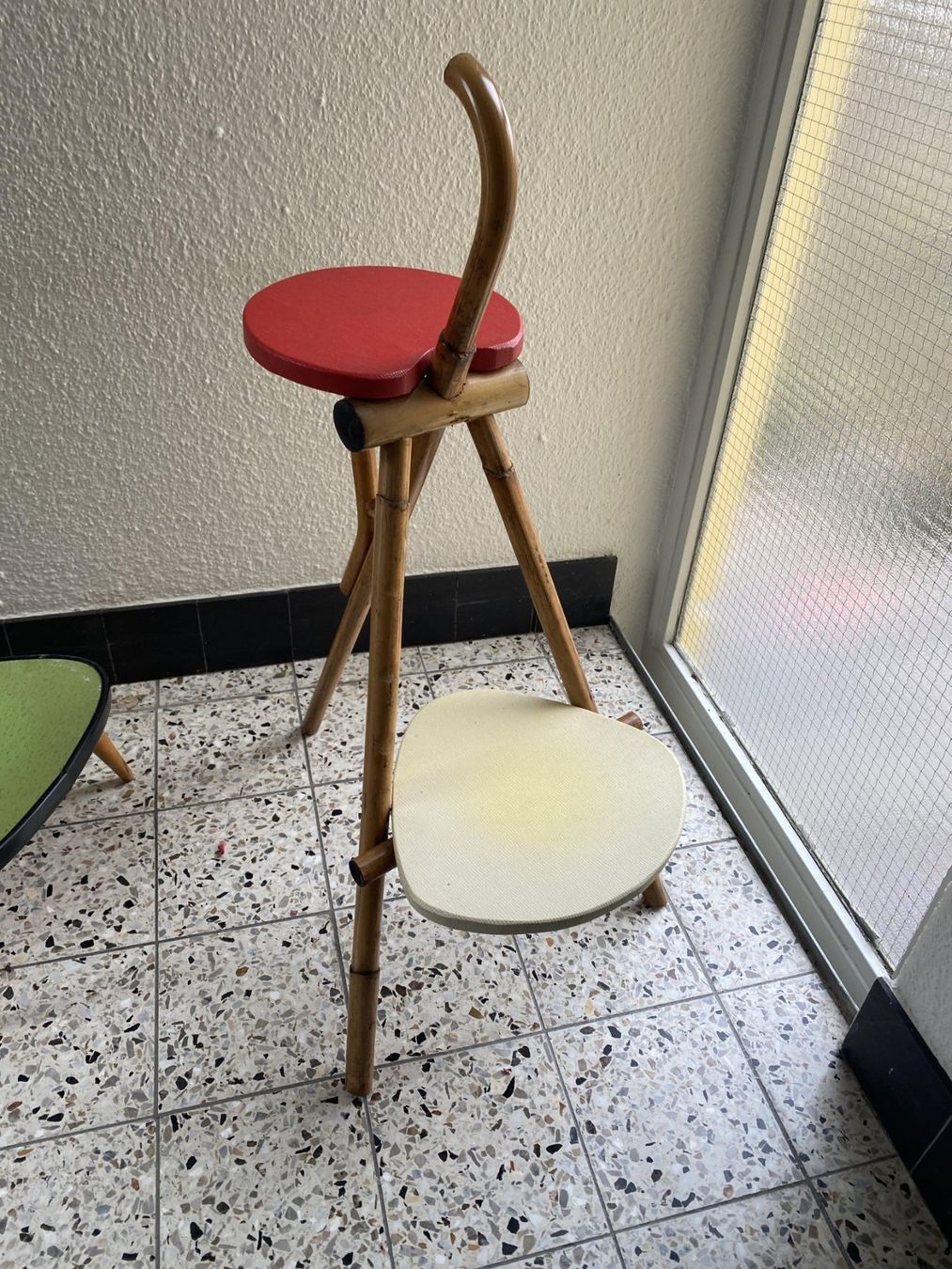 Hocker: Blumenständer Blumenhocker vintage space age – Gebraucht aus Bern von ToysPlusVintage