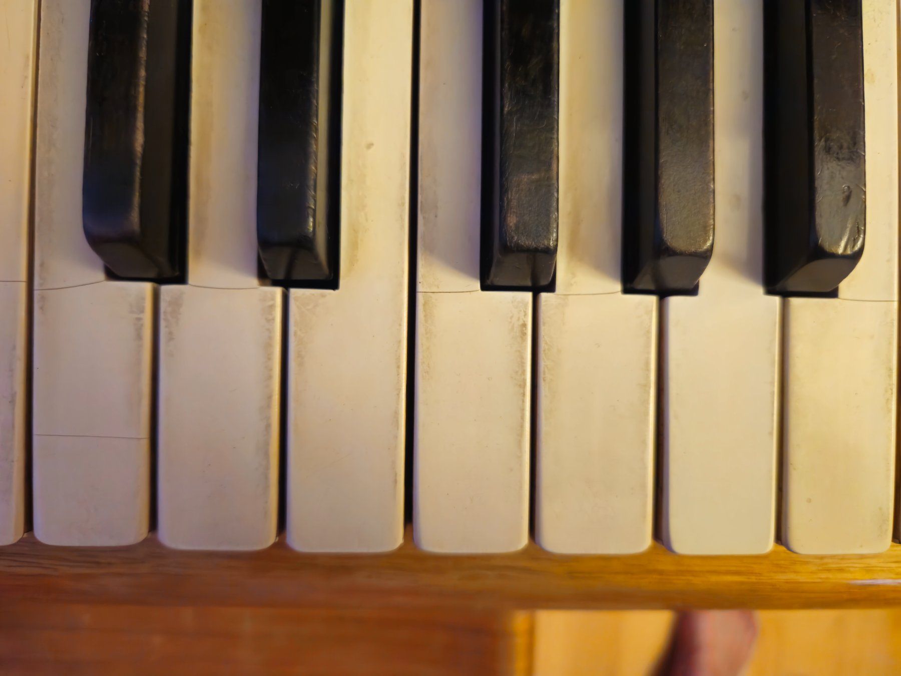 Instruments de musique: Klavier mit Hocker – D'occasion à Davos Dorf par Outdoor1700 4