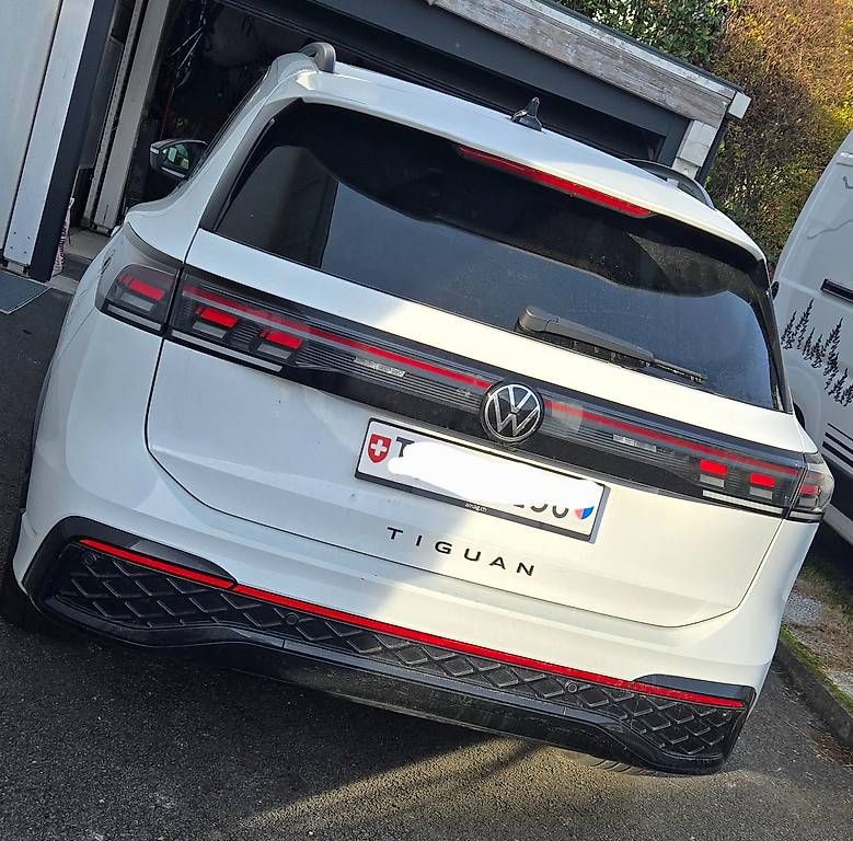 VW Automobili: Cedo leasing Tiguan 299.- – Usato da taverne venduto da 7even7 1