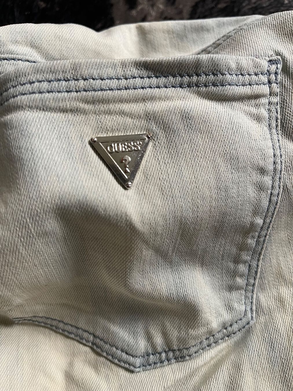 Jeans: GUES jeans – Nuovo (secondo la descrizione) da Hinterkappelen venduto da simona67 5