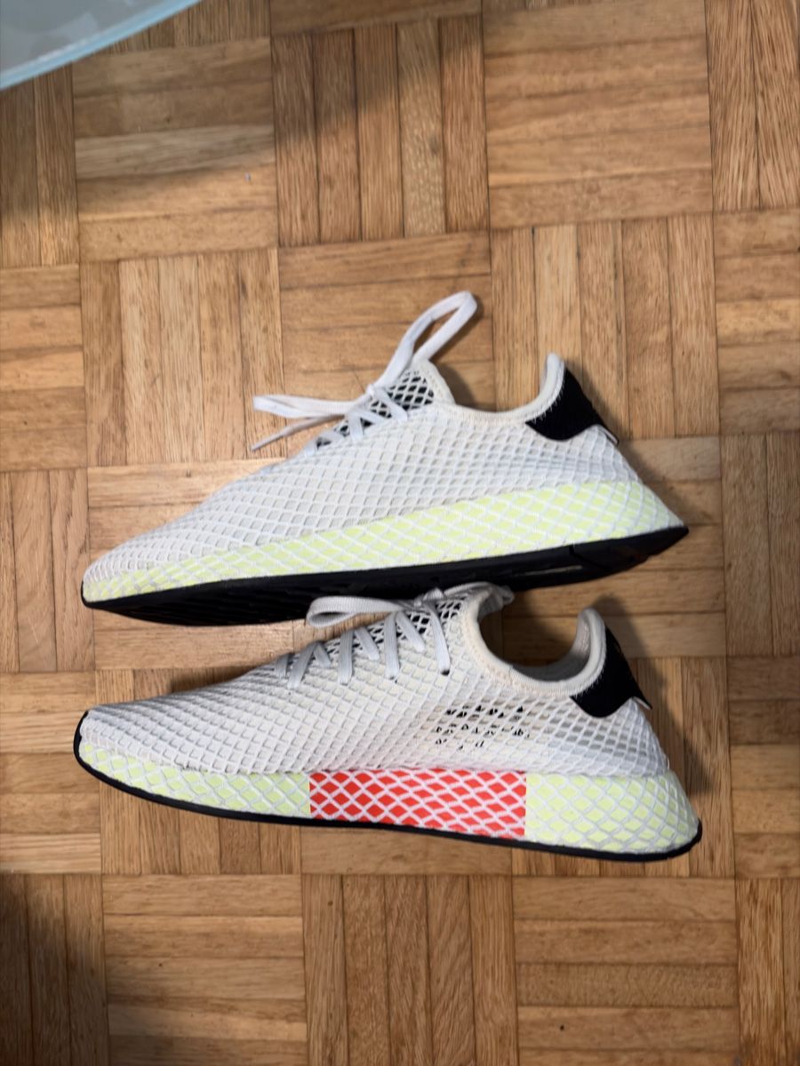 Adidas Scarpe da uomo: Adidas Deerupt Runner Grösse 44 Weiss – Nuovo (secondo la descrizione) da Heerbrugg venduto da D.O.B. 2