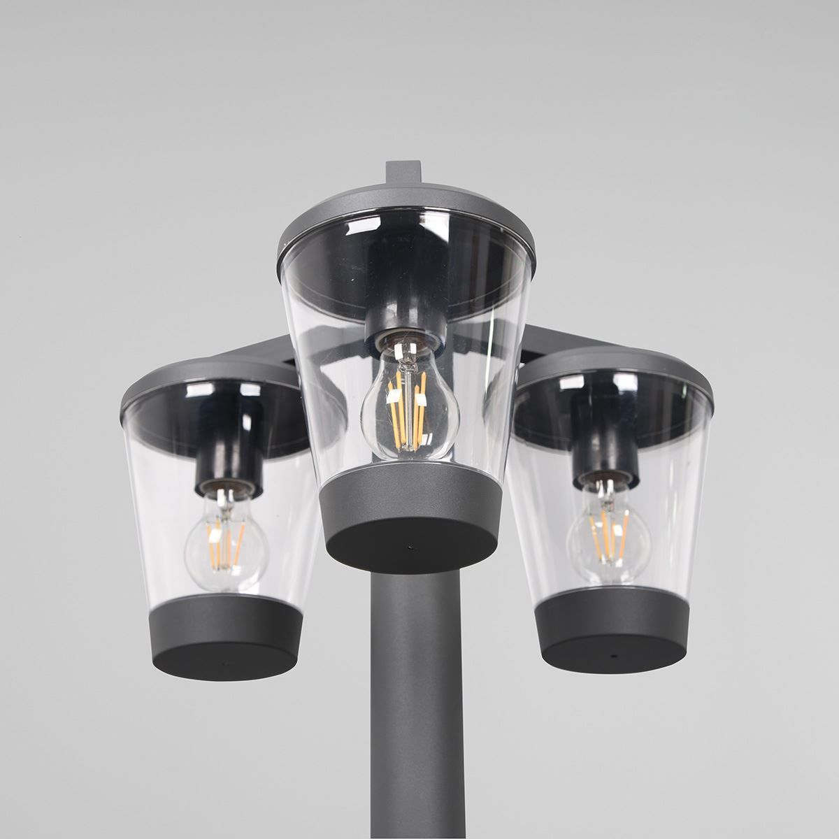 Lampen: Aussen Stehleuchte, IP44, 220 cm Höhe – Neu (gemäss Beschreibung) aus Kreuzlingen von Smart-Light 4