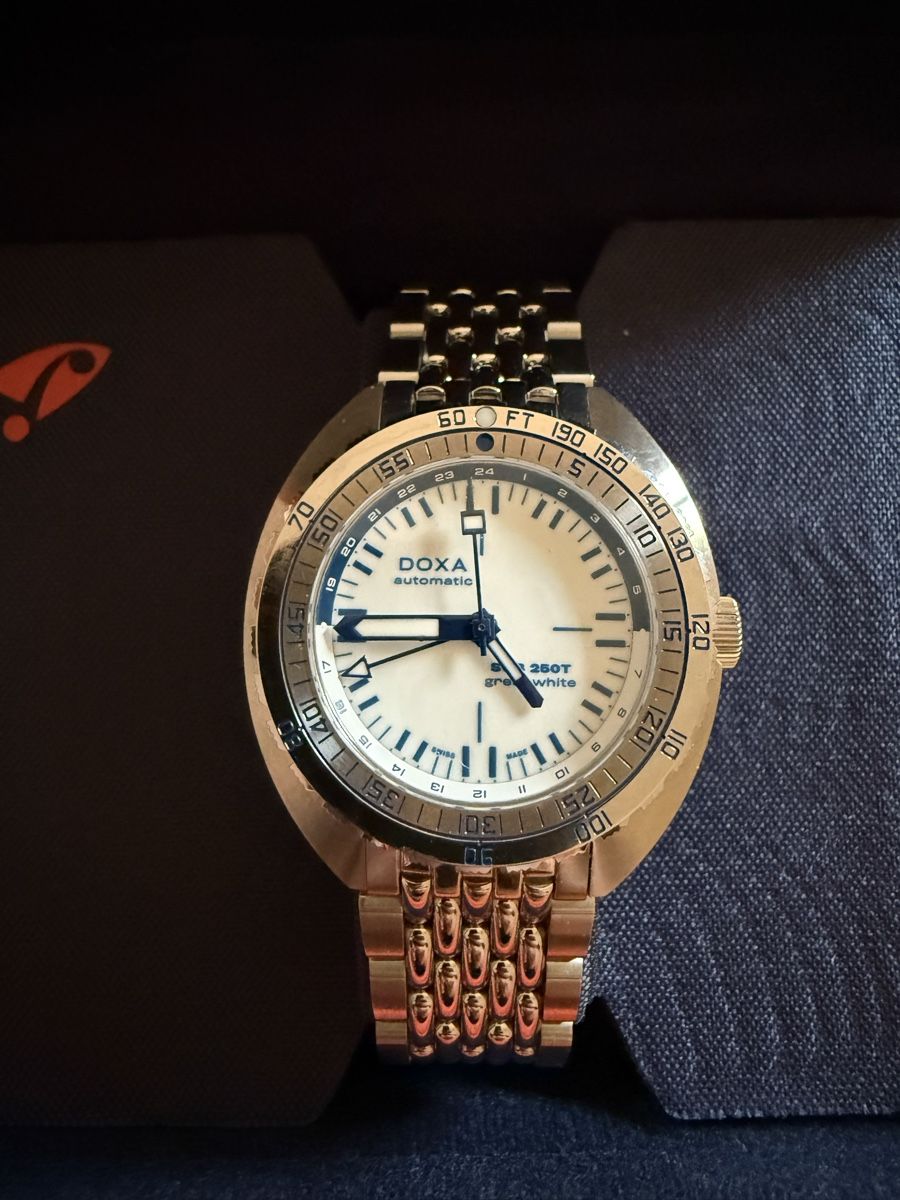Doxa Montres: DOXA GMT Topper FULL SET Limited Edition 100 Stk. – Neuf (Voir description) à Zürich par grafvonara