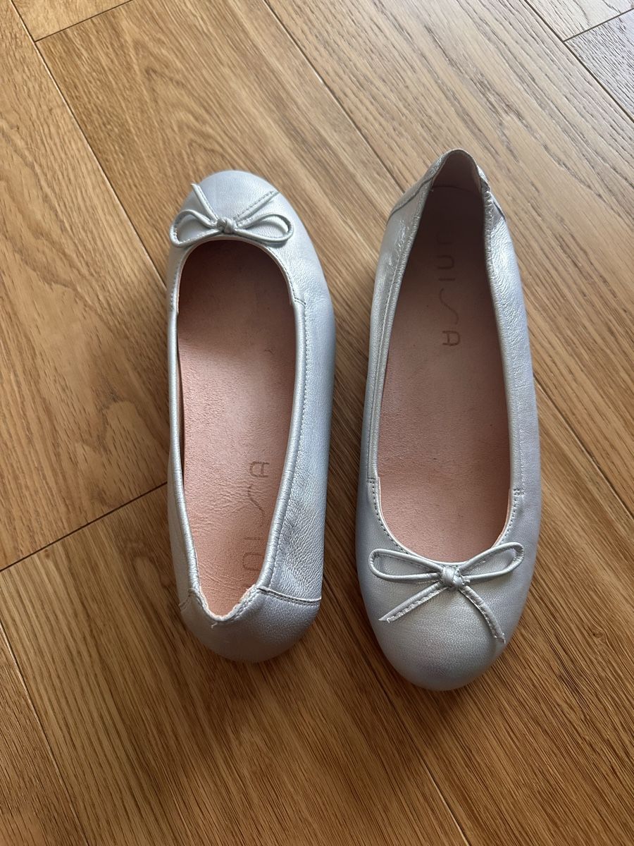 Unisa Scarpe da donna: Unisa Ballerina silber 38 neu – Nuovo (secondo la descrizione) da Pfaffhausen venduto da Klaras_second_hand 2