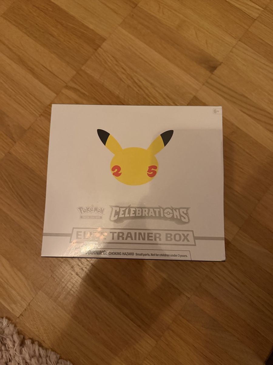 Pokémon Carte collezionabili: 25 celebrations Elite Trainer Box EN – Nuovo e nell'imballaggio originale da Wetzikon ZH venduto da Fab_g8hs