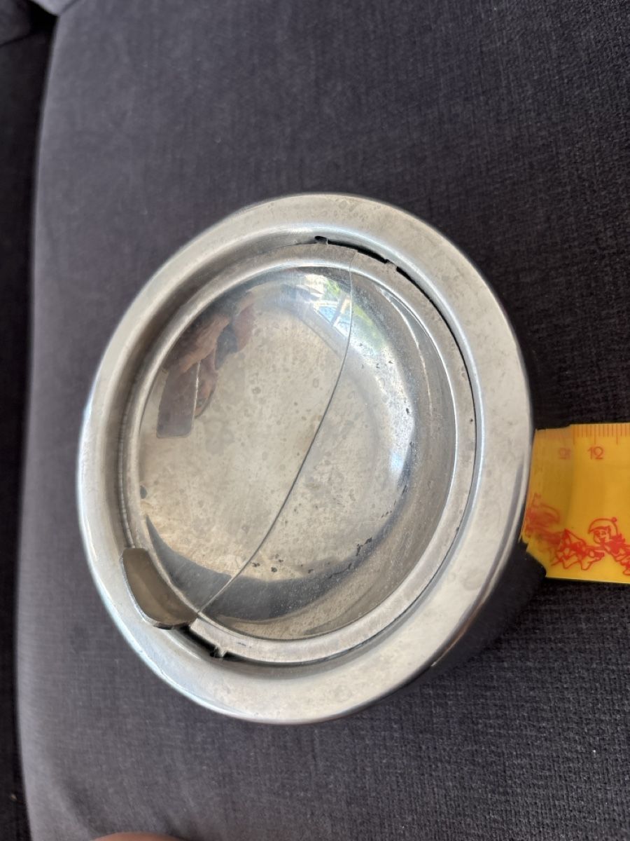 Aschenbecher: Aschenbecher Metall rund mit Deckel gebraucht – Gebraucht aus Bonstetten von kleinck1 2