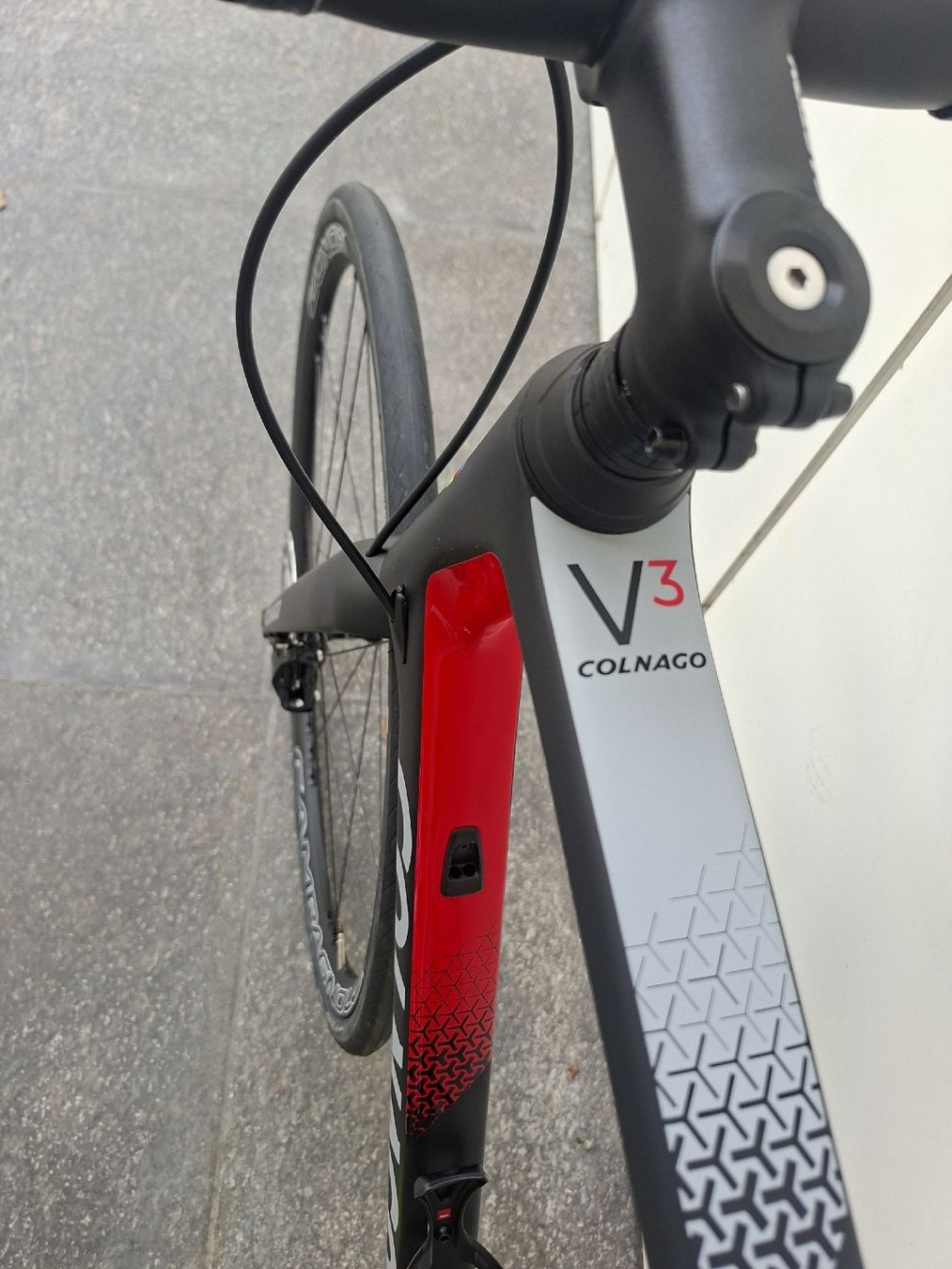 Colnago Velos: Colnago V3 Disc  SRAM Rival AXS – Neu (gemäss Beschreibung) aus Zug von Simao123 6