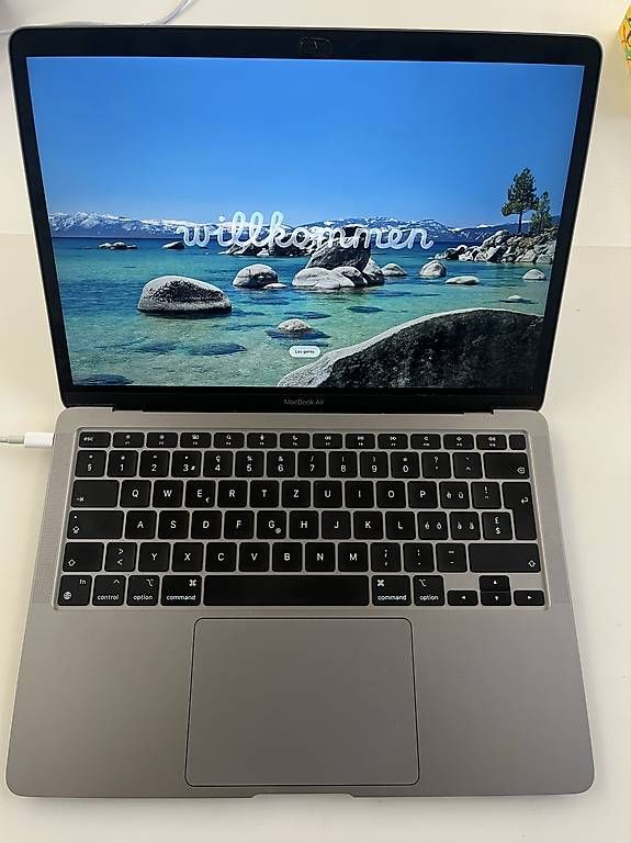 Notebook: MacBookAir 2020 – Usato da Basel venduto da Eidechse32