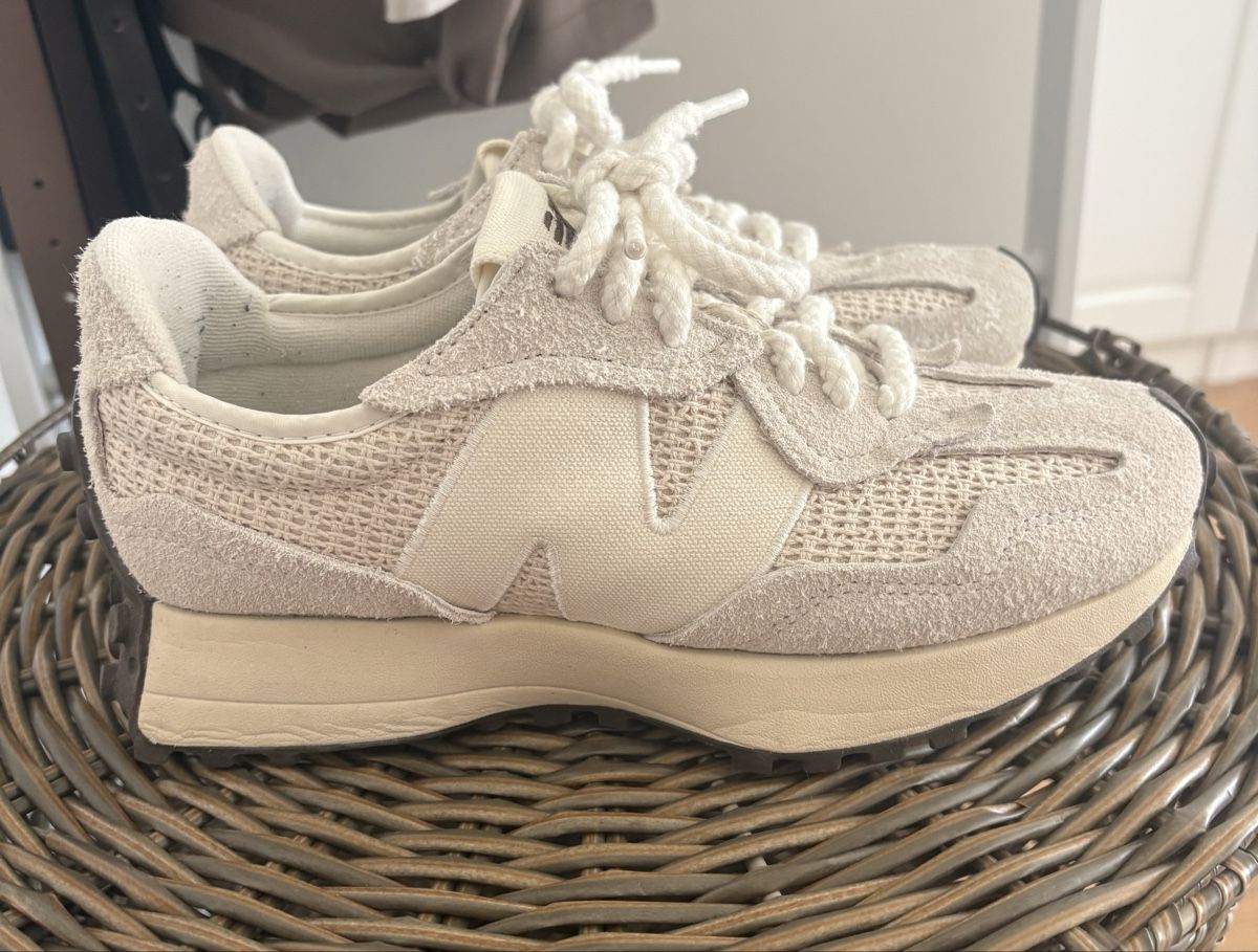 New Balance Scarpe da donna: New Balance 327, Grösse 38 – Nuovo (secondo la descrizione) da Bülach venduto da Antonali