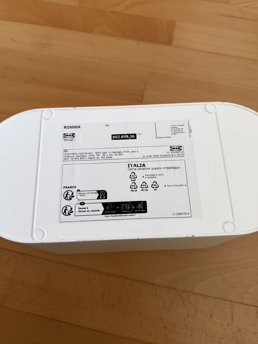 Ikea Altro in Decorazioni & Accessori: IKEA ROMMA cable management box with lid – Usato da Zürich venduto da arr_vq5w 3