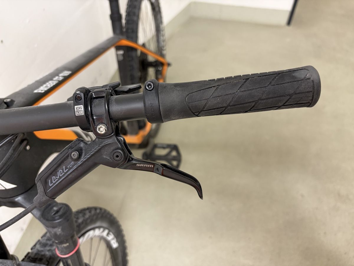 Canyon Vélos: Canyon Exceed Mountainbike – Défectueux à Thalwil par Malteco 1