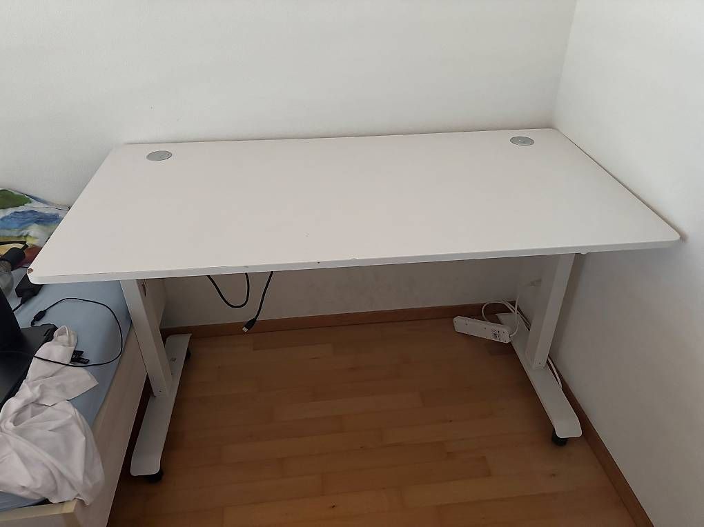 Scrivanie: Schreibtisch – Usato da Beckenried venduto da ema_t6cf