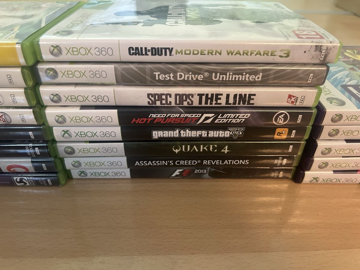 Microsoft Consoles: Microsoft Xbox 360, 2 Controller, 21 Giochi, Kinect – D'occasion à Cugnasco par Sim_2002 5