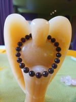 Top Qualität Granat-Pyrop mit Silberzwischenteilen.
