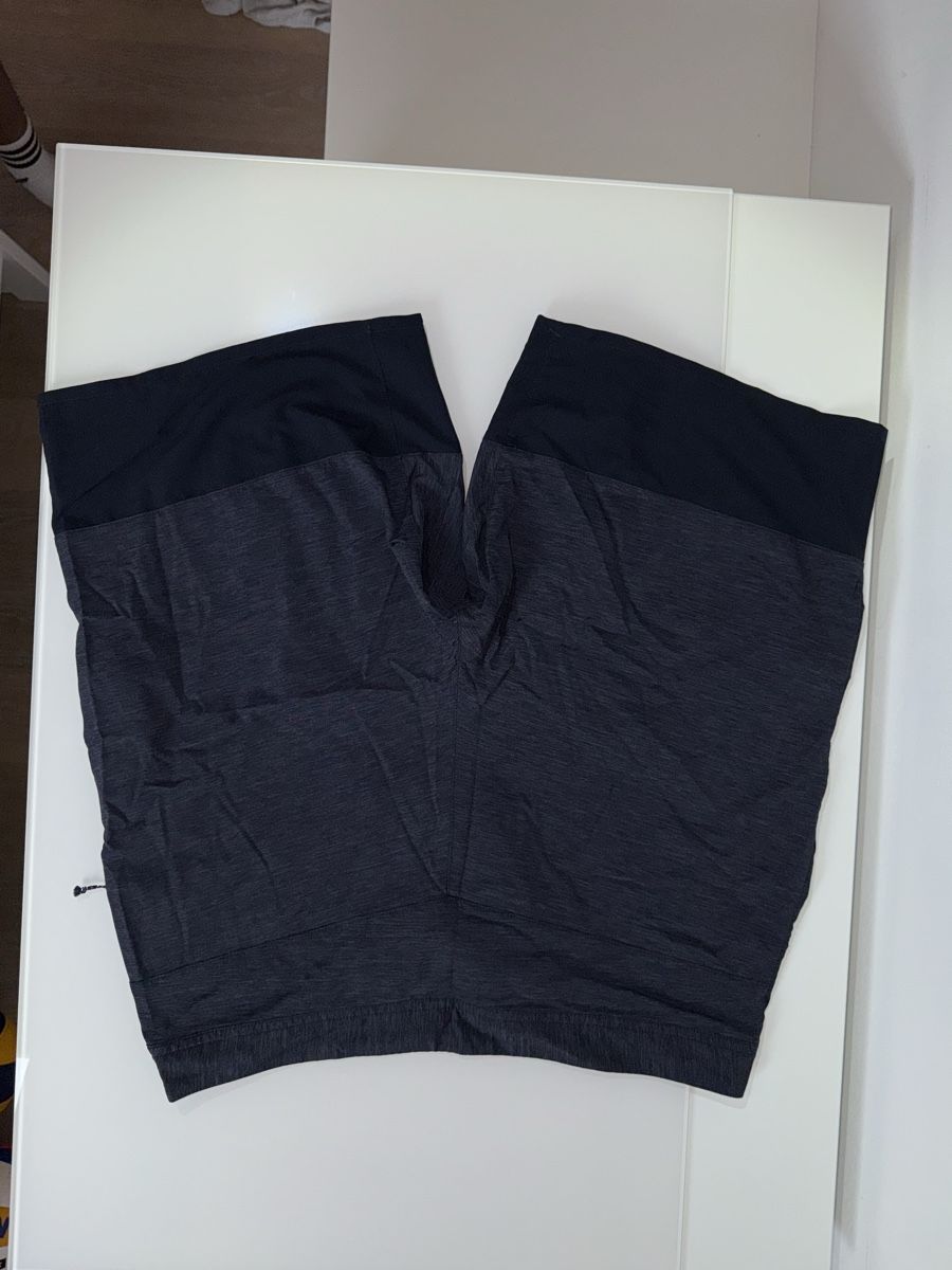 Pantaloni: Atmungsaktive Salamonhosen – Usato da Langnau i. E. venduto da nic_dh5j 1