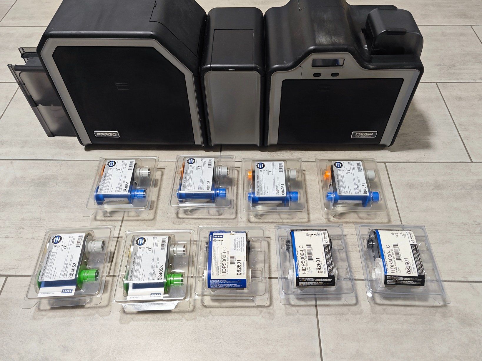 Imprimantes: HID FARGO HDP5000 ID Card Printer & Encoder Kartendrucker – D'occasion à Lodrino par laze 1