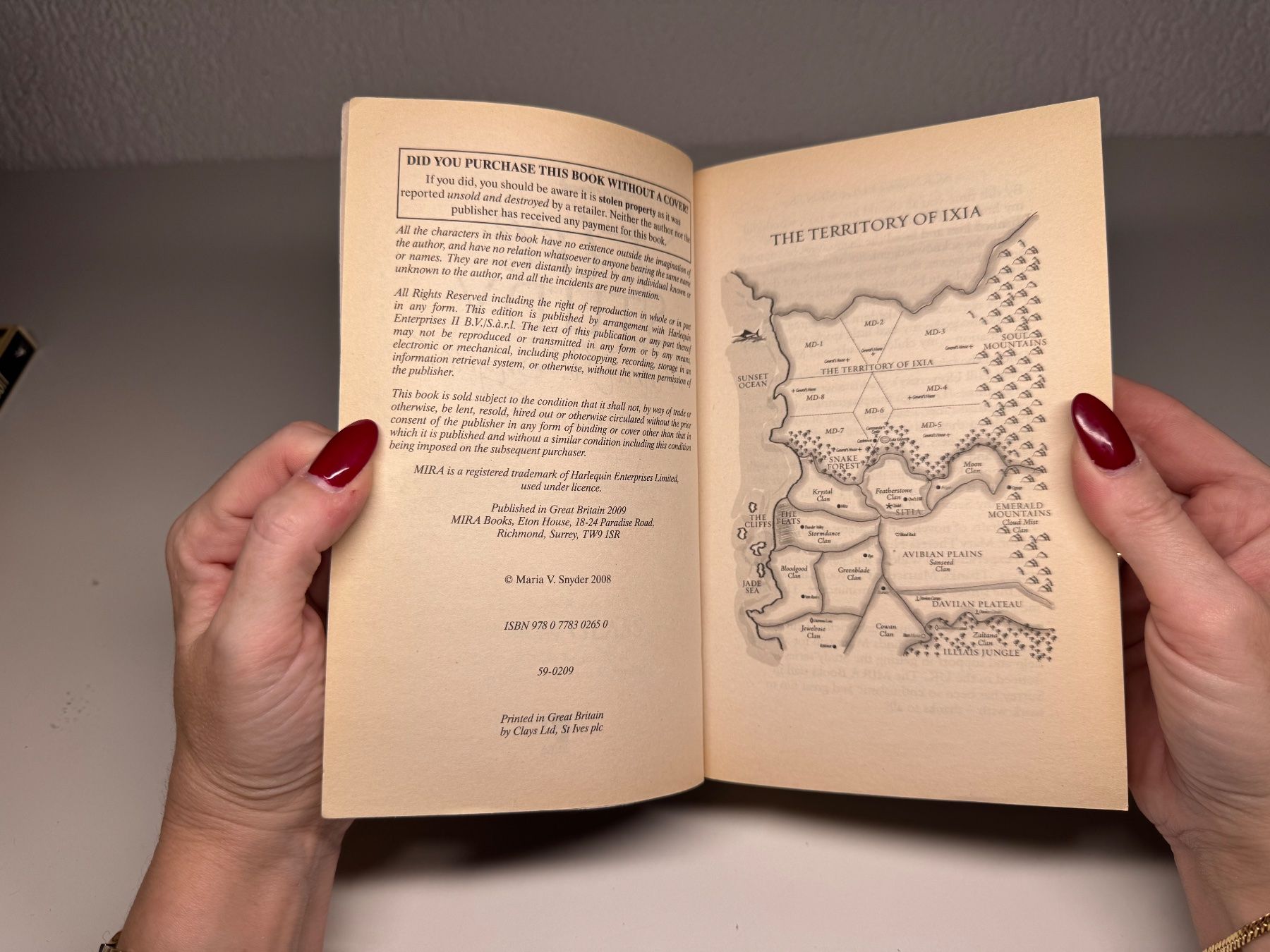 Libri: NOVEL: Maria V. Snyder, Fire Study – Usato da Grosswangen venduto da English_books 4