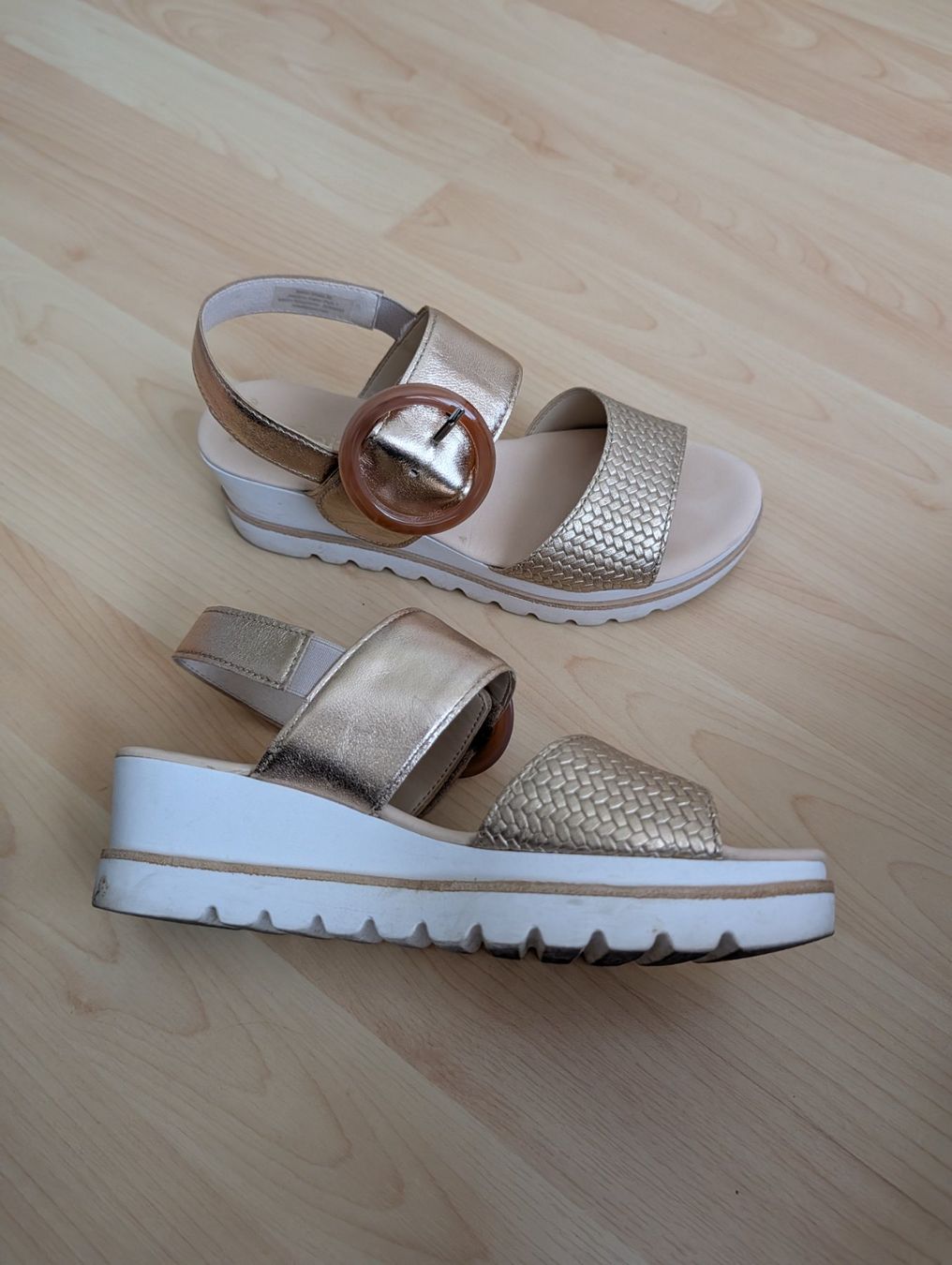 Gabor Scarpe da donna: Sandalen Gabor 3 1/2 – Usato da Appenzell venduto da Pontigui2007 3