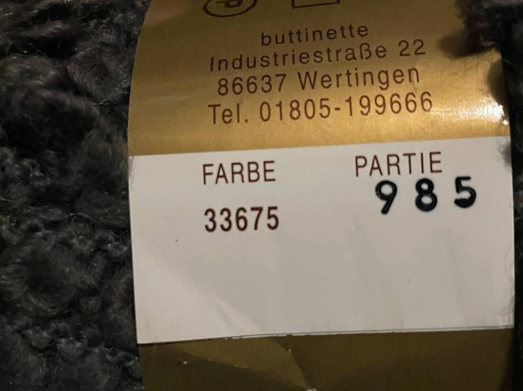 Lana: dunkle Wolle (Nr143) – Nuovo (secondo la descrizione) da Zug venduto da Sotto2025 1