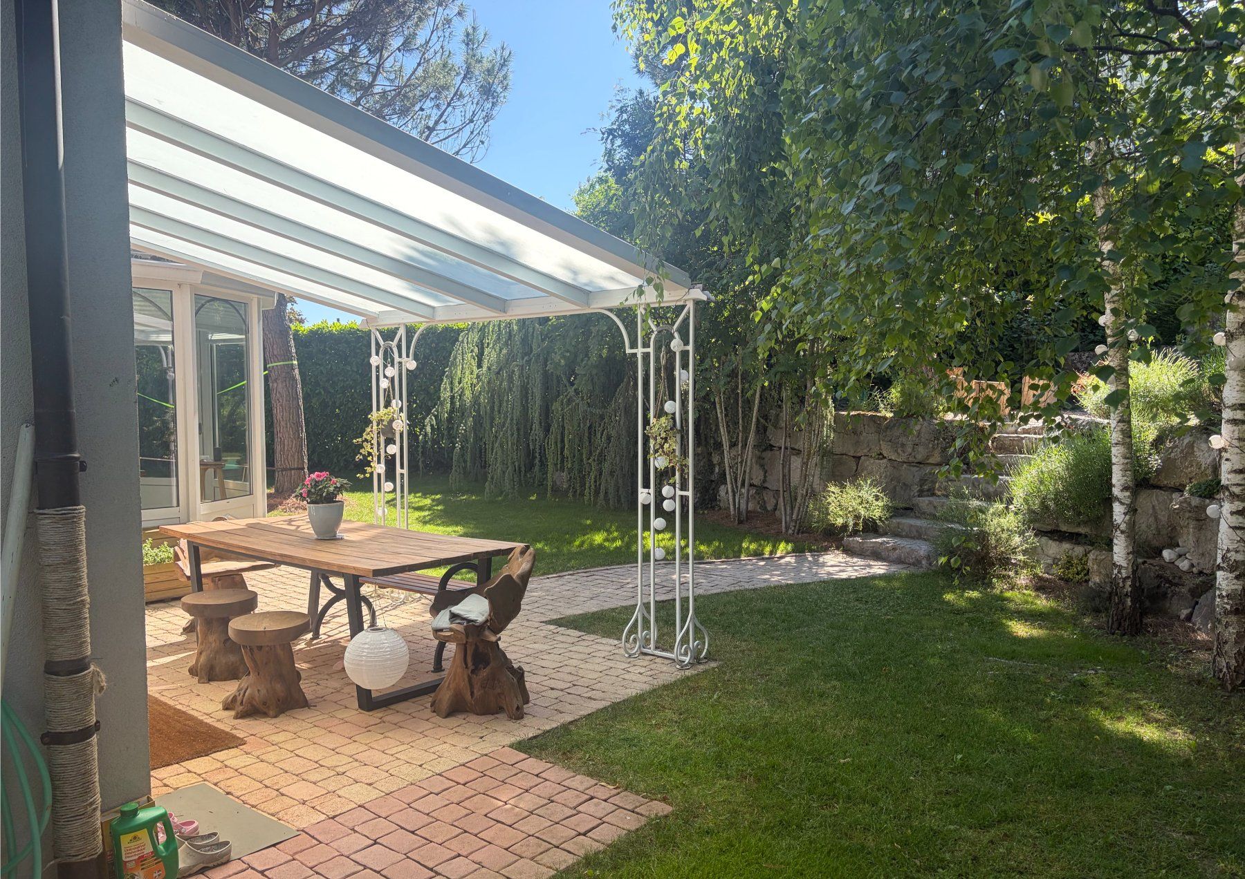 Parasols: PERGOLA – D'occasion à Bougy-Villars par IGNACIODELGADO