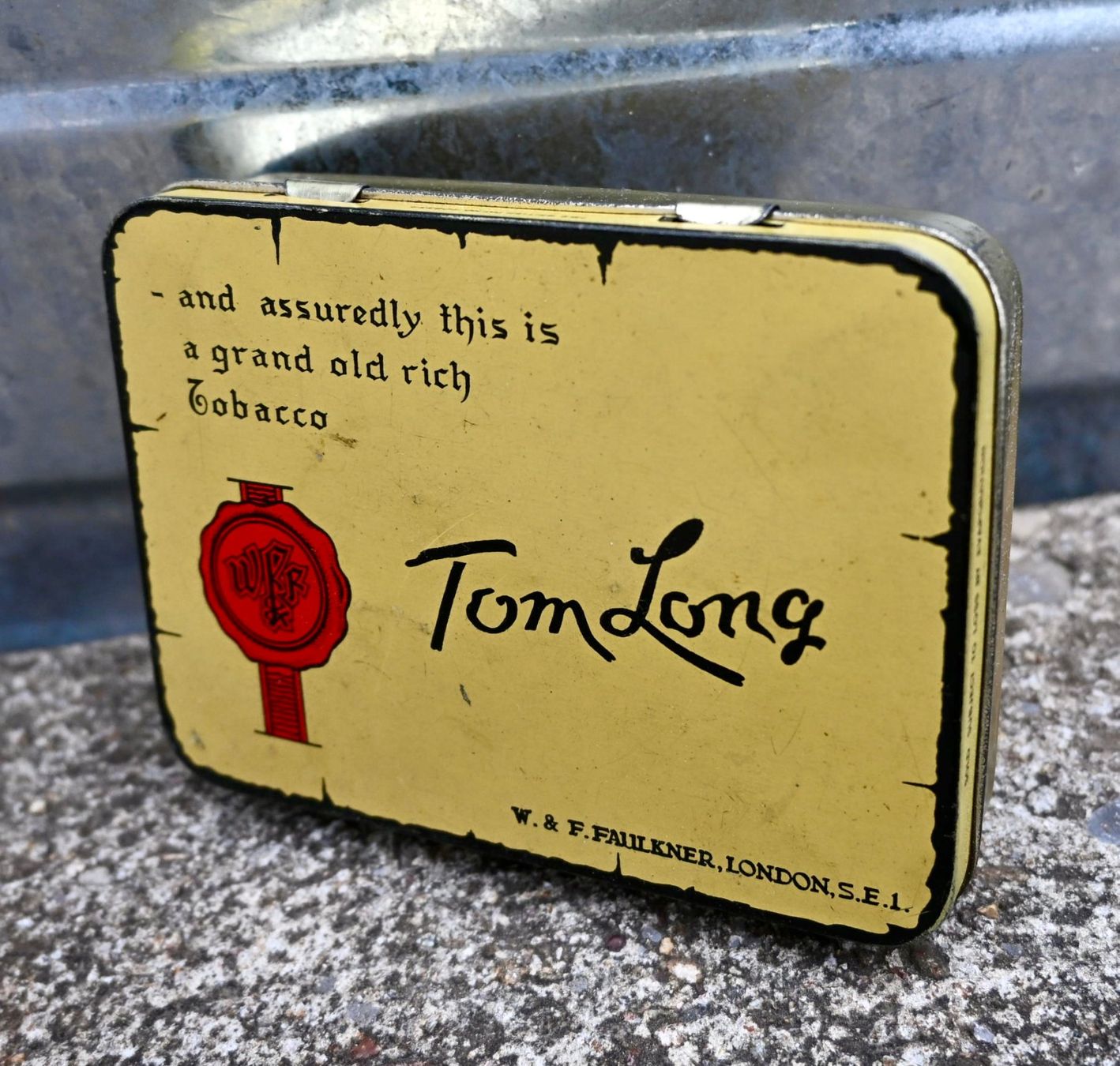 Dosen: alte  BLECHDOSE Tom Long LONDON Tobacco – Gebraucht aus Pfaffhausen von mono_rec 6