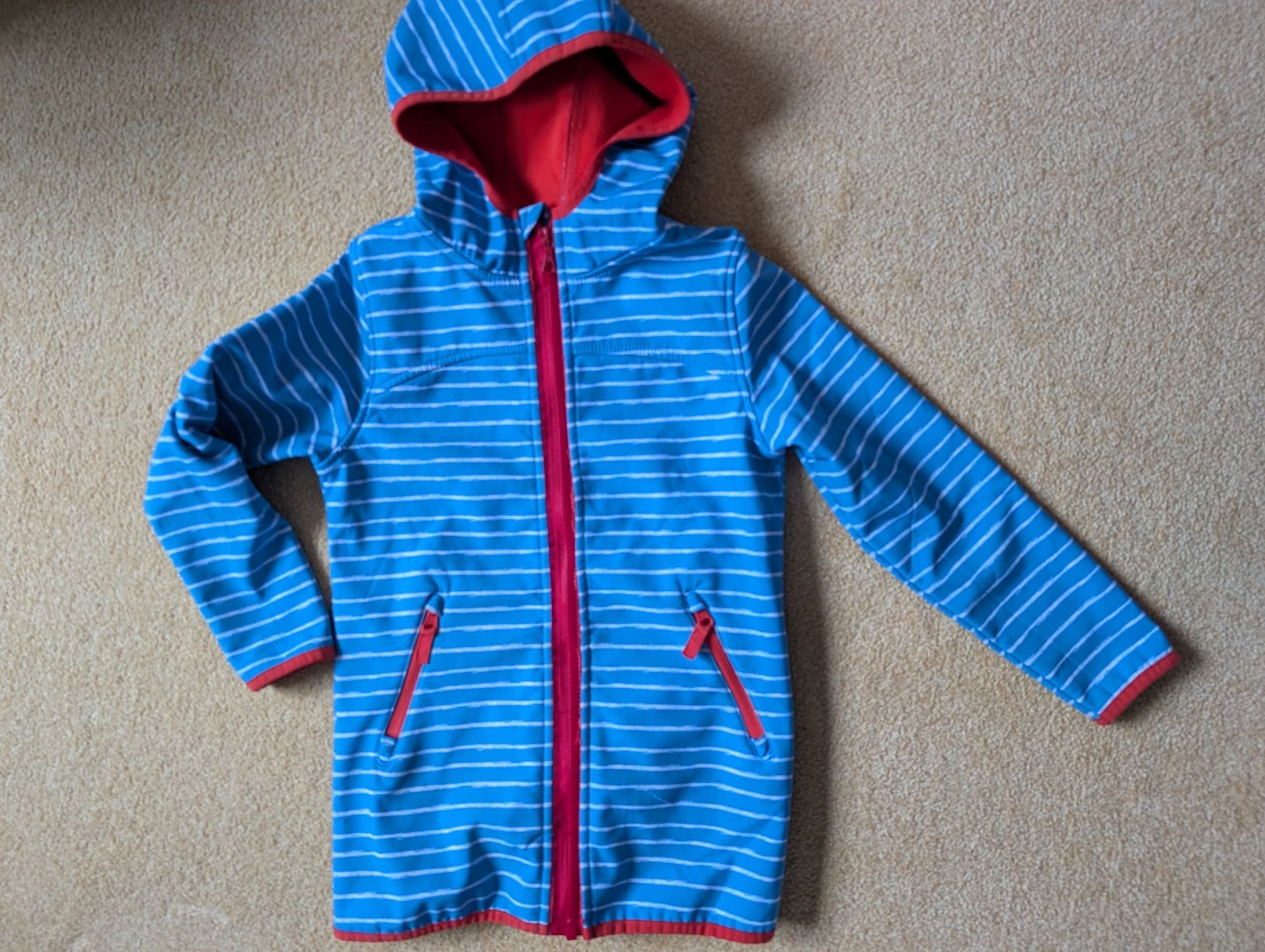Tchibo Jacken & Mäntel: Softshell, Gr. 122/128 – Gebraucht aus Winterthur von voan 1