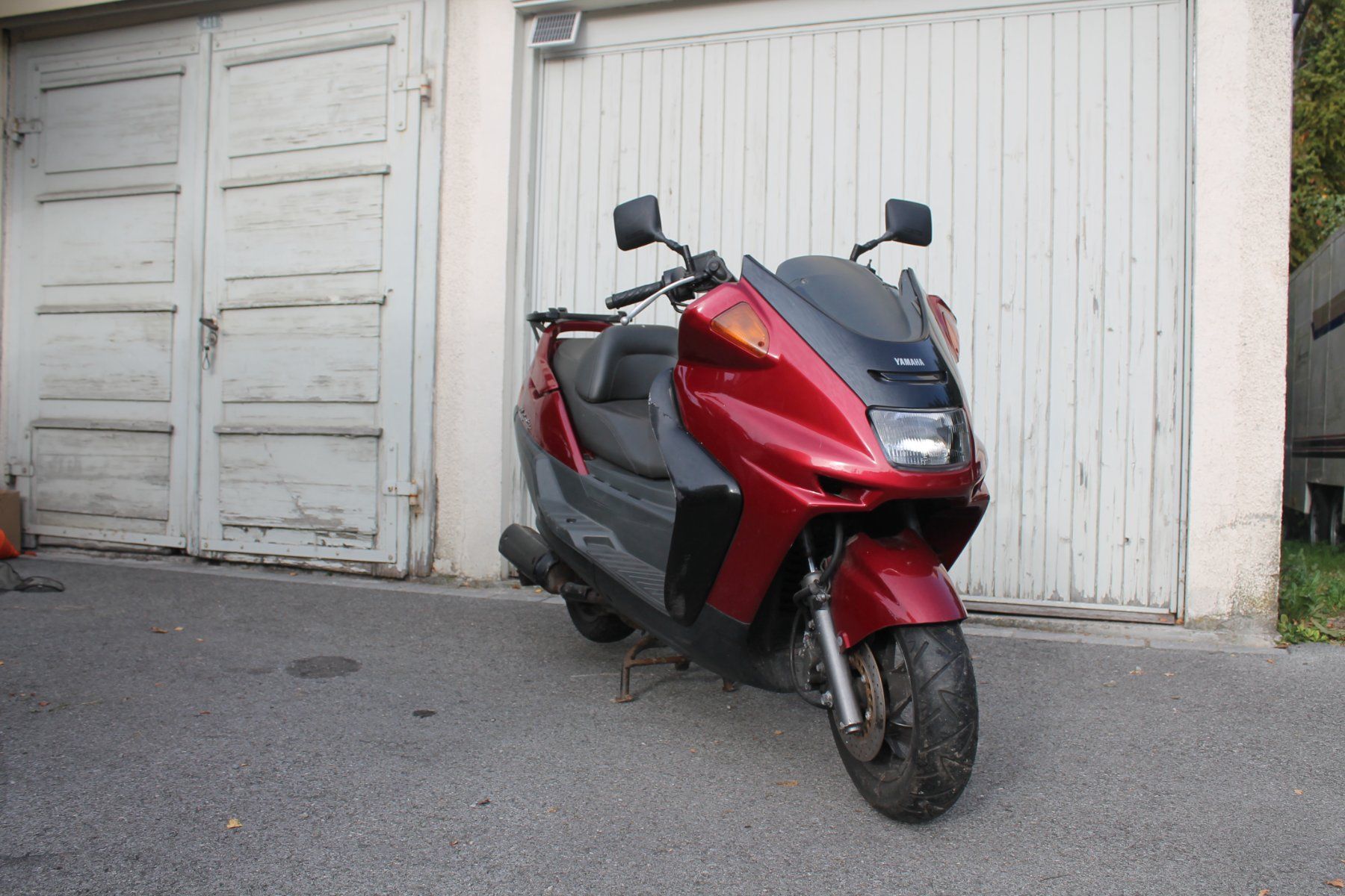 Yamaha Scooters: Yamaha Majesty 250 Roller Scooter – Gebraucht aus Wald von  3