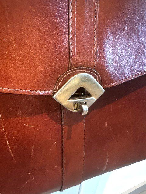 Sacs femmes: brAuNe LeDertAsChe – D'occasion à Winkel par zeho 1
