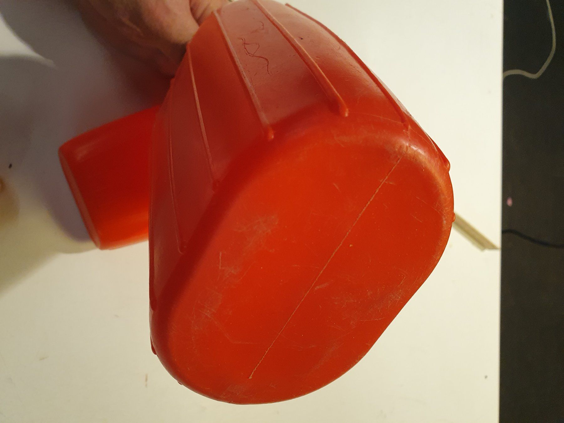 Gourdes & Thermos: Trinkflasche Kunststoff rot 1L – D'occasion à Zürich par loosebone 3
