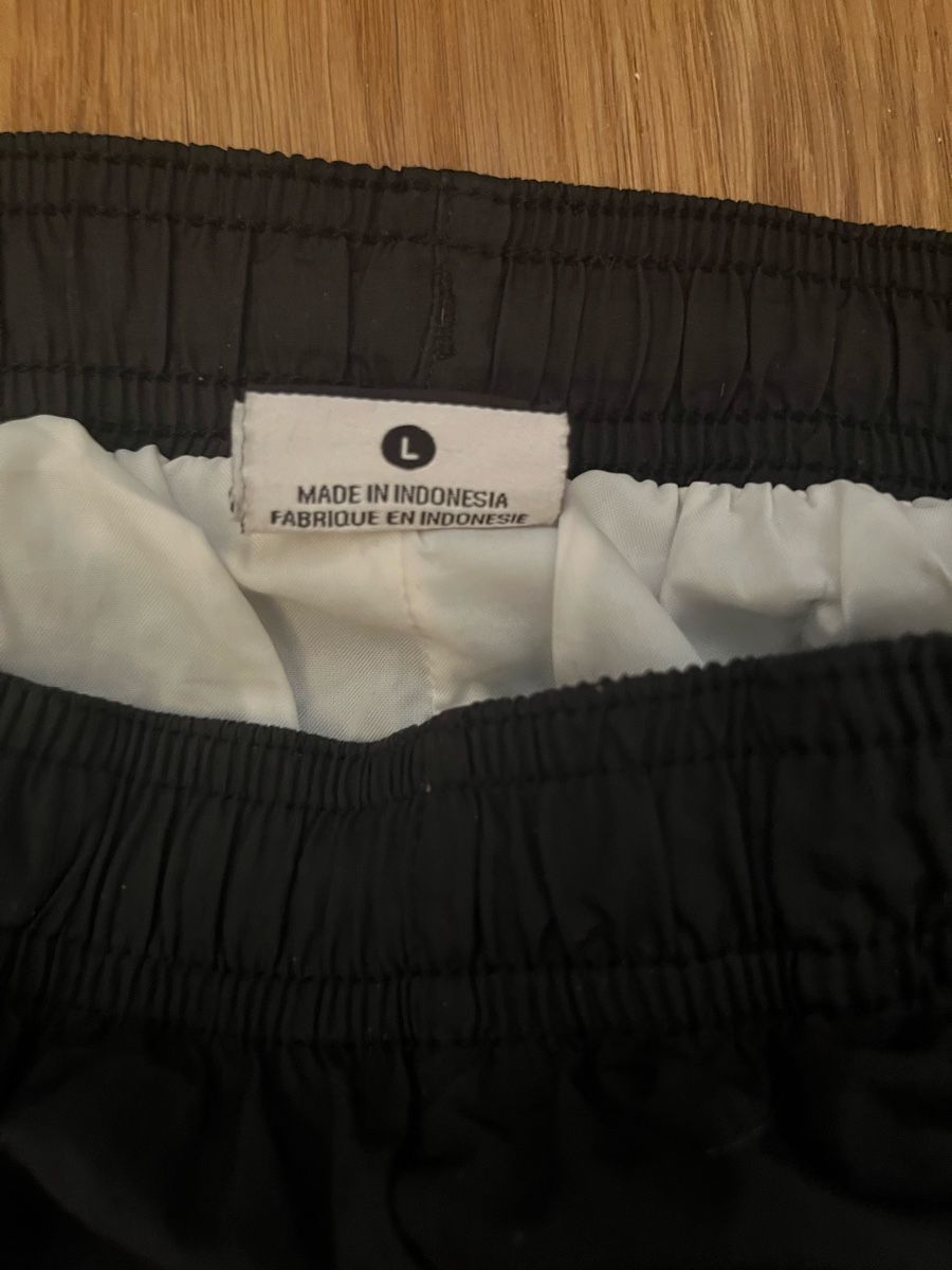 Nike Pantaloni: Nike Trainerhose Gr. L – Nuovo (secondo la descrizione) da Luzern venduto da lou_p8qb 1