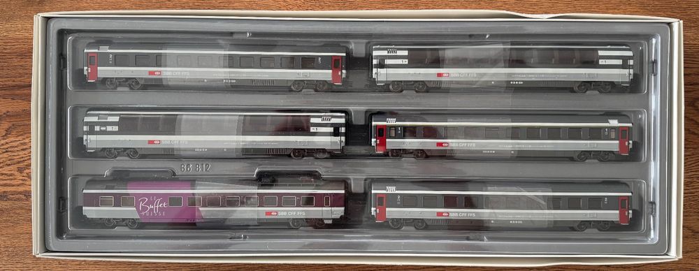 MÄRKLIN 4367, coffret de six voitures suisses - Phoenix Auction