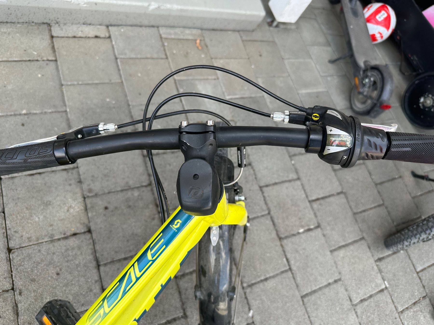 Scott Biciclette: Scott Scale 20 Zoll Kinderfahrrad – Usato da Gampelen venduto da Sahe 1