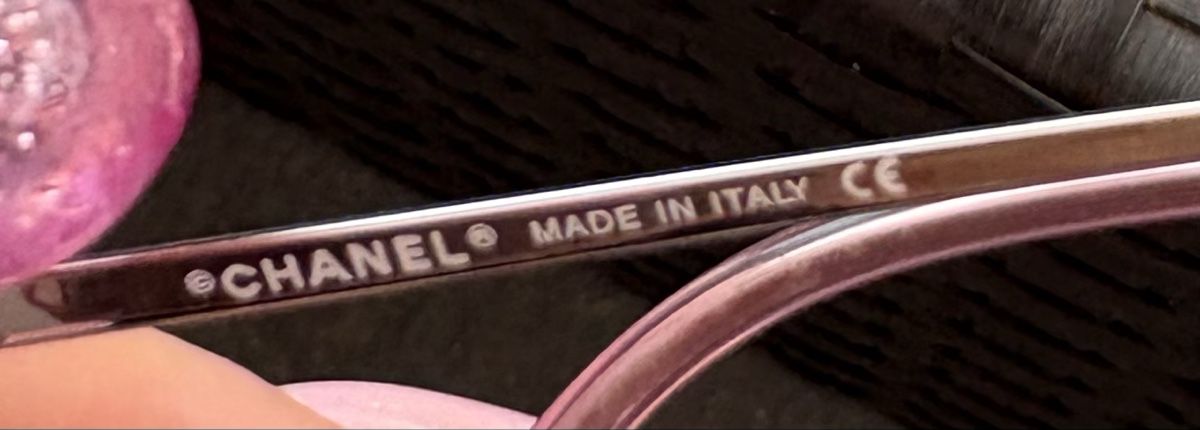Chanel Occhiali & Lenti: CHANEL Vintage Y2K Sonnenbrille Randlos Rosa/Lila  – Usato da Dörflingen venduto da Raskan 1