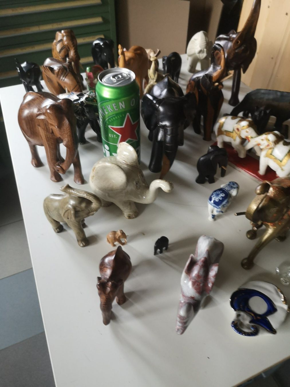 Statuette: Collection de  36 élephants – Usato da Boudry venduto da Philippe5161 1