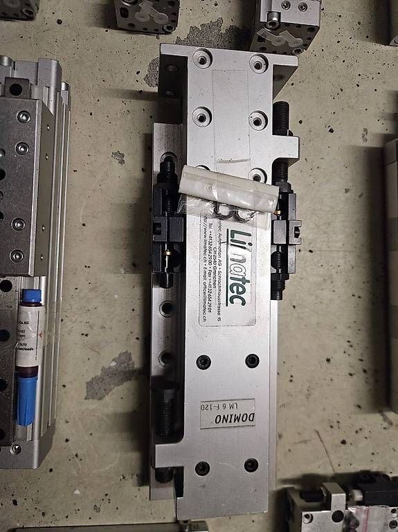 Festo Altro per industria metallurgica: Hochpräzision maschinen teile – Usato da Illgau venduto da str_7slz 2
